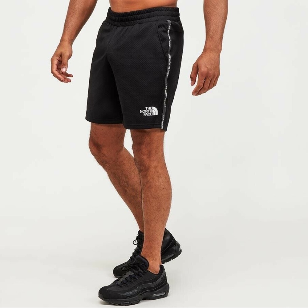 The North Face Men’s Mountain Athletic
SHORTS Black